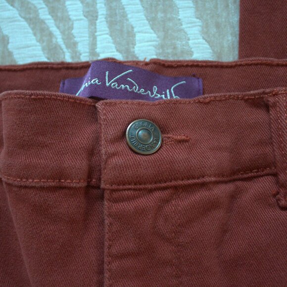 Gloria Vanderbilt Amanda Straight Leg Pants - Picture 4 of 8